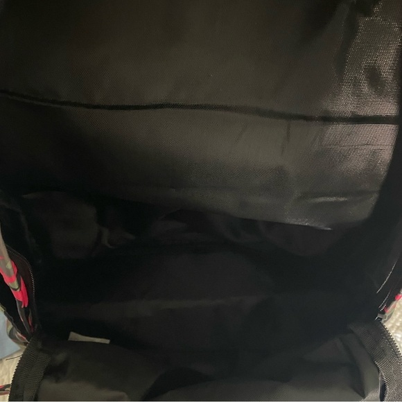 Badgley Mischka Nylon Pink Camo Backpack with Detachable Pocket NWT - Picture 6 of 6